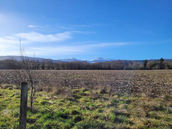 Vente Local commercial 2 pièces à Laroque-d'Olmes