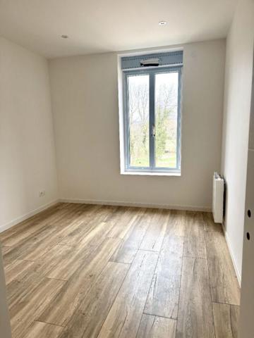 Triplexe 180m2 avec jardin privatif  entièrement refait à neuf