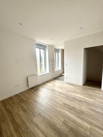 Triplexe 180m2 avec jardin privatif  entièrement refait à neuf