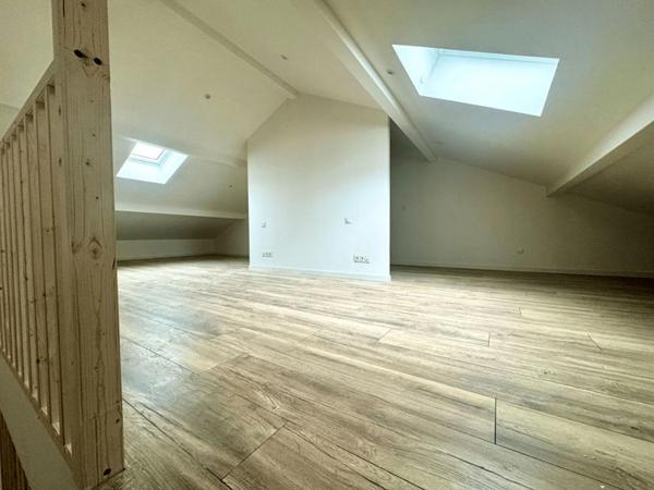 Triplexe 180m2 avec jardin privatif  entièrement refait à neuf