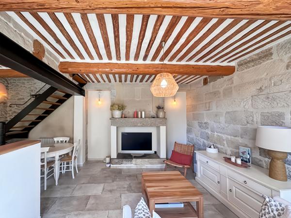 Magnifique maison de village terrasse et garage