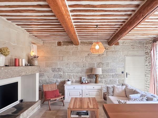 Magnifique maison de village terrasse et garage
