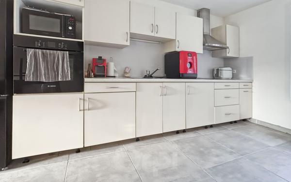 Maison à vendre    3 pièces •  La Jonchère-Saint-Maurice