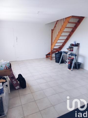 Appartement 3 pièces de 64 m² à Saint-Juéry (81160)