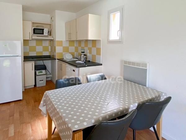 Dpt Ain (01), INVESTISSEMENT LOCATIF - LMNP géré à vendre PREVESSIN MOENS appartement T3 -