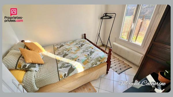 Maison rénovée 100 m² avec jardin et parking