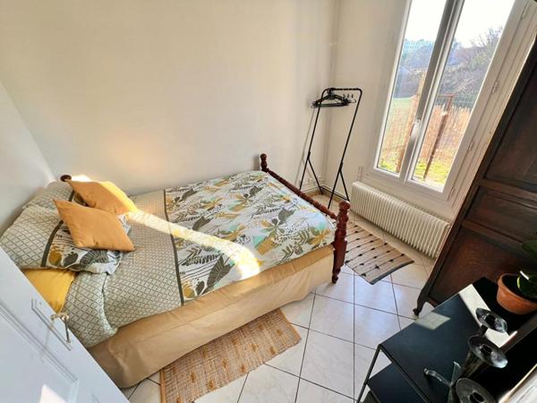 Maison rénovée 100 m² avec jardin et parking