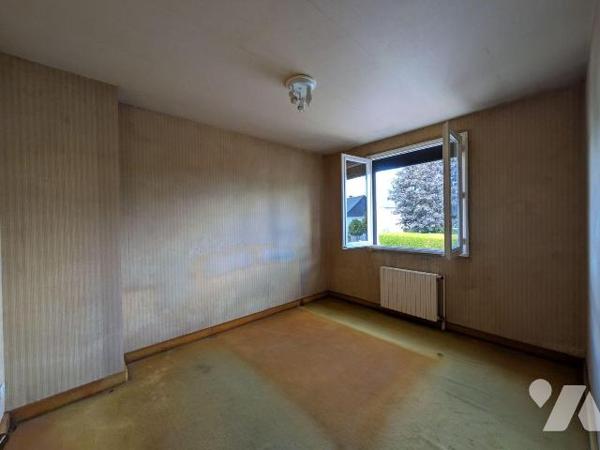 TRENTE CINQ NOTAIRES - NOUVEAUTÉ EN EXCLUSIVITÉ - A proximité du centre - cette maison de ville...