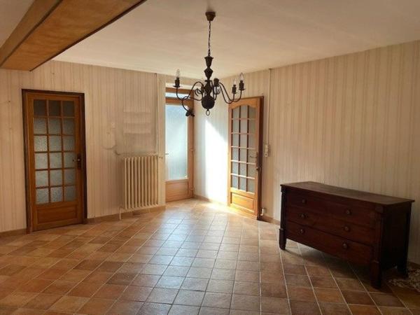 Maison à NOYEN-SUR-SARTHE, 72430 - 3 pièces 80m²