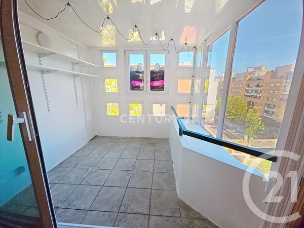 Appartement F3 à vendre  3 pièces - 72 m 2   NOISY LE GRAND  - 93