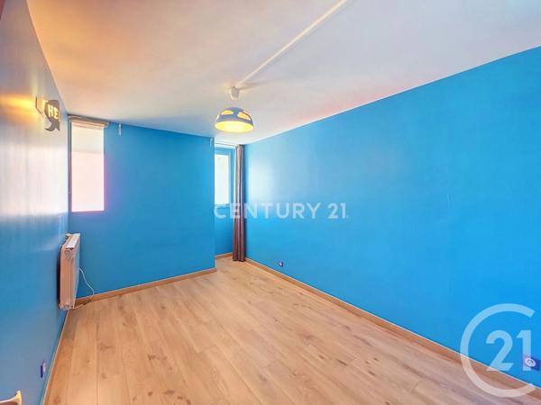 Appartement F3 à vendre  3 pièces - 72 m 2   NOISY LE GRAND  - 93