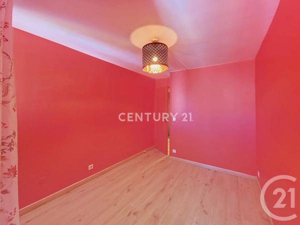 Appartement F3 à vendre  3 pièces - 72 m 2   NOISY LE GRAND  - 93