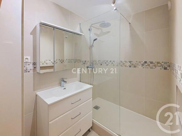 Appartement F3 à vendre  3 pièces - 72 m 2   NOISY LE GRAND  - 93