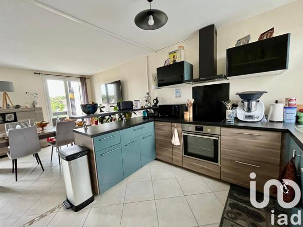 Appartement à vendre 3 pièces 66 m² Montigny-le-Bretonneux