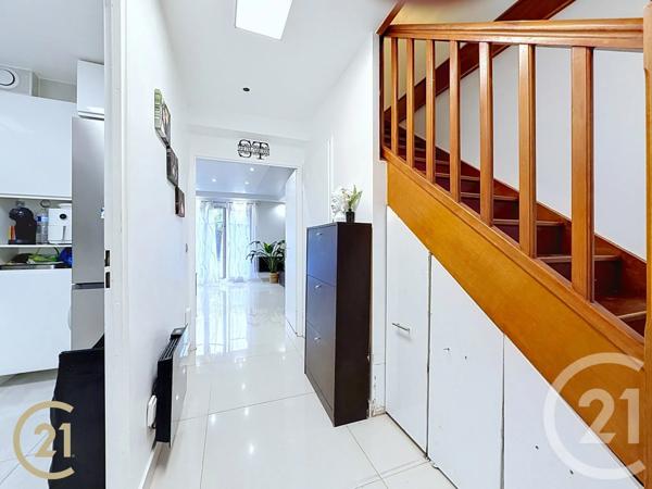 Maison à vendre  4 pièces - 74,50 m 2   BONDY  - 93