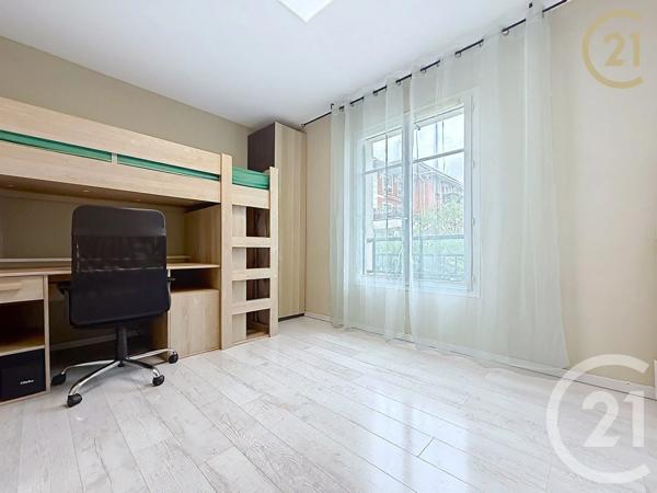 Maison à vendre  4 pièces - 74,50 m 2   BONDY  - 93