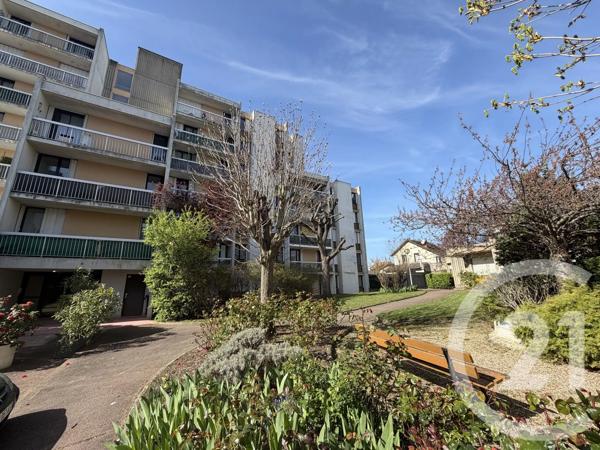 Appartement F5 à vendre  5 pièces - 91,83 m 2   BEZONS  - 95