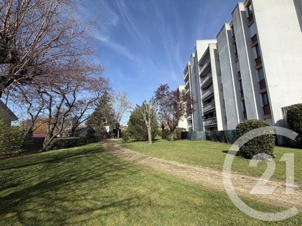 Appartement F5 à vendre  5 pièces - 91,83 m 2   BEZONS  - 95