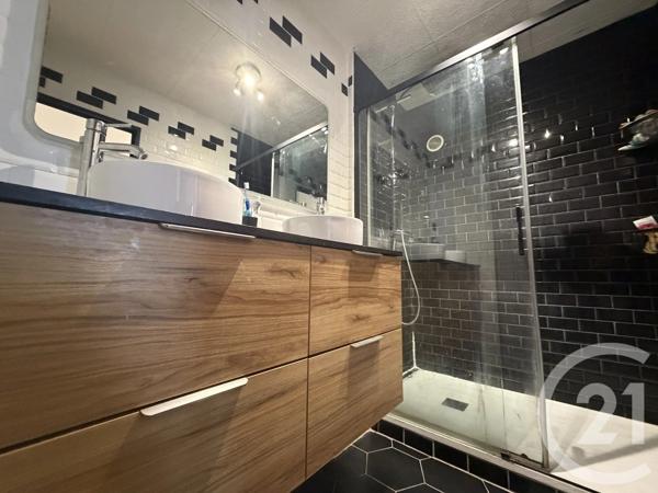 Appartement F5 à vendre  5 pièces - 91,83 m 2   BEZONS  - 95