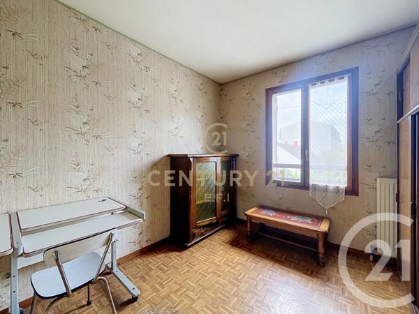 Maison à vendre  7 pièces - 143,09 m 2   NOISY LE GRAND  - 93