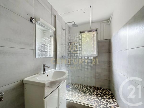Maison à vendre  7 pièces - 143,09 m 2   NOISY LE GRAND  - 93