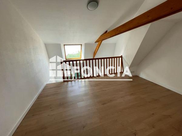 Location Appartement 3 pièces 59 m² - 11 RUE PIERRE NOUAIL Saint Ave 56890