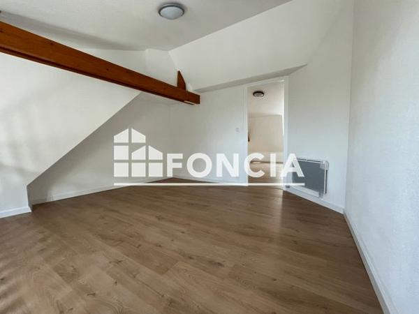 Location Appartement 3 pièces 59 m² - 11 RUE PIERRE NOUAIL Saint Ave 56890