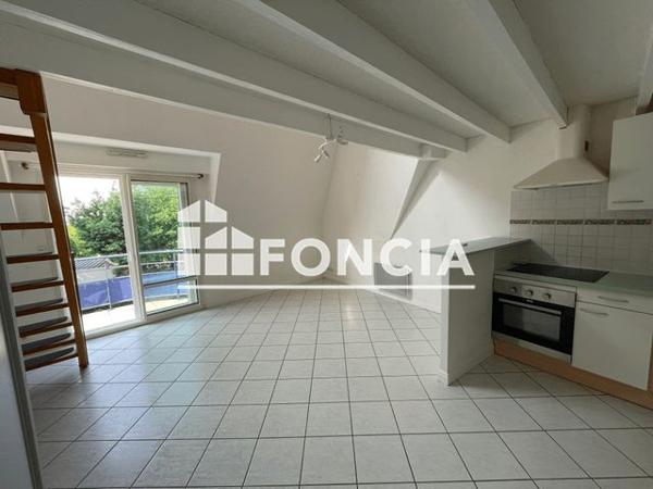 Location Appartement 3 pièces 59 m² - 11 RUE PIERRE NOUAIL Saint Ave 56890