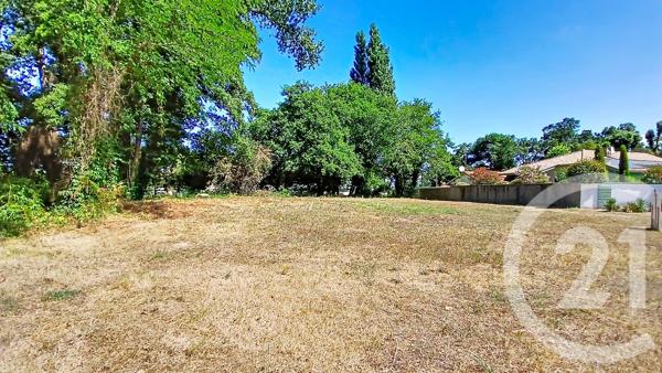 Terrain à vendre  840 m 2   ONDRES  - 40