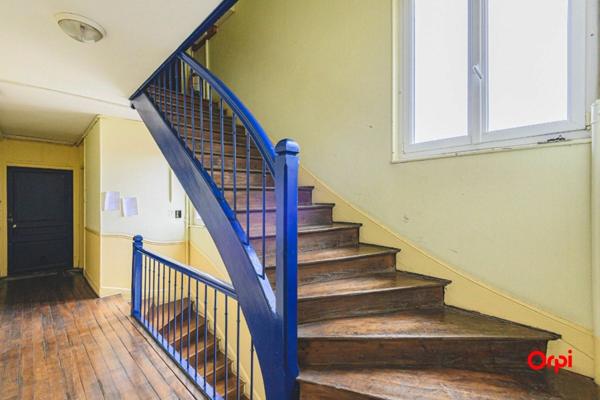 Immeuble à vendre    9 pièces • 95 m2    Reims