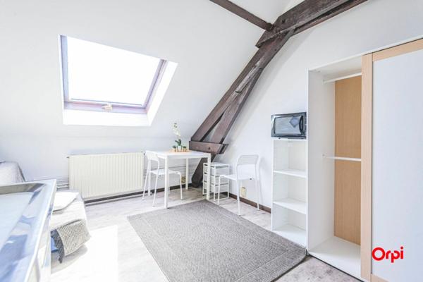 Immeuble à vendre    9 pièces • 95 m2    Reims