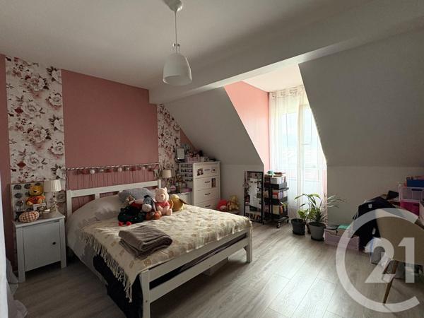 Maison à vendre  4 pièces - 121,32 m2 COULOMMIERS - 77