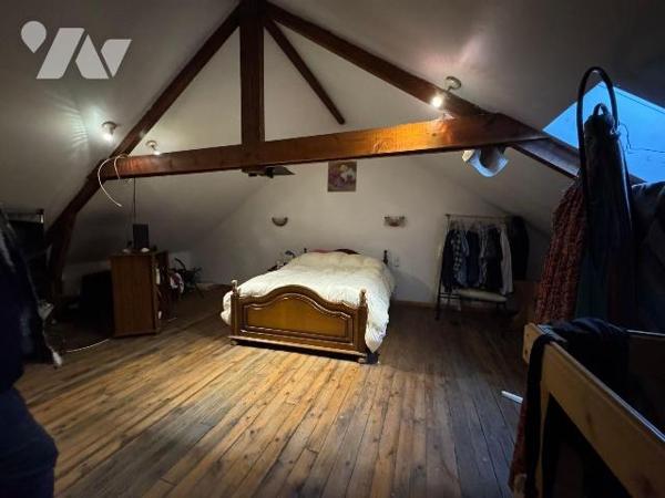 EXCLUSIVITÉ

Maison des années 1930 située dans un quartier calme, proche des commerces et ce...