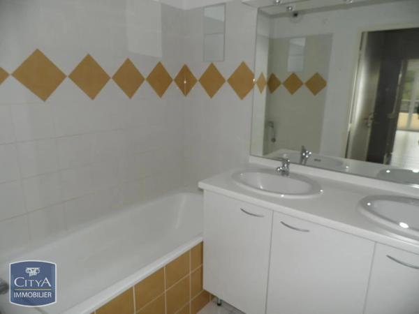 Appartement à louer 3 pièces 58.12m²