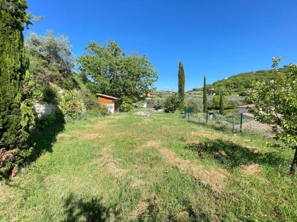 Terrain à Batir à vendre à Manosque dans les Alpes-de-Haute-Provence (04100), ref : 025/1937