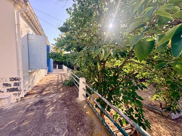Maison Sete 3 pièce(s) 80 m2