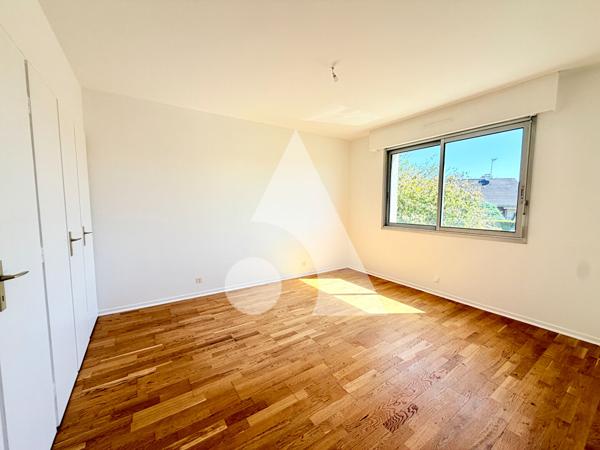 Maison 7 pièces 158.78 m2