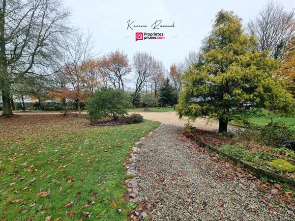 Maison Aubigny Les Clouzeaux 6 pièce(s) 200 m2