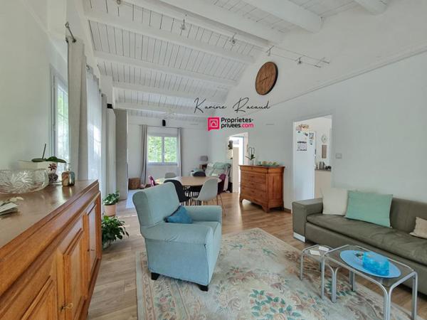 Maison Aubigny Les Clouzeaux 6 pièce(s) 200 m2