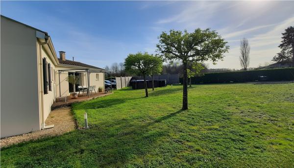 Maison Jonzac 4 pièce(s) 97 m2