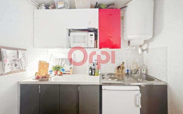 Appartement à vendre    1 pièce • 12 m2 Paris 10