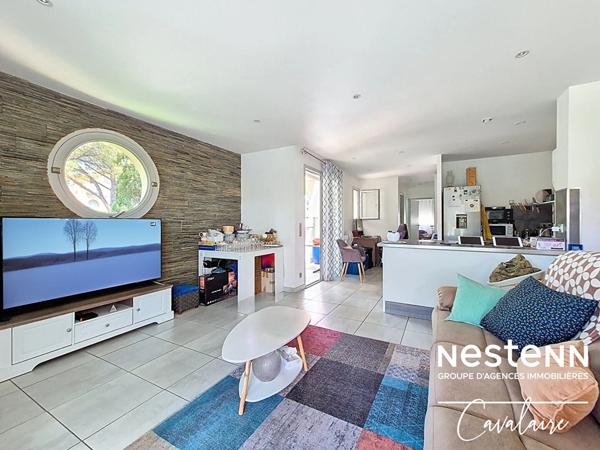 Appartement 3 pièces au calme au premier et dernier étage d'une copropriété intimiste