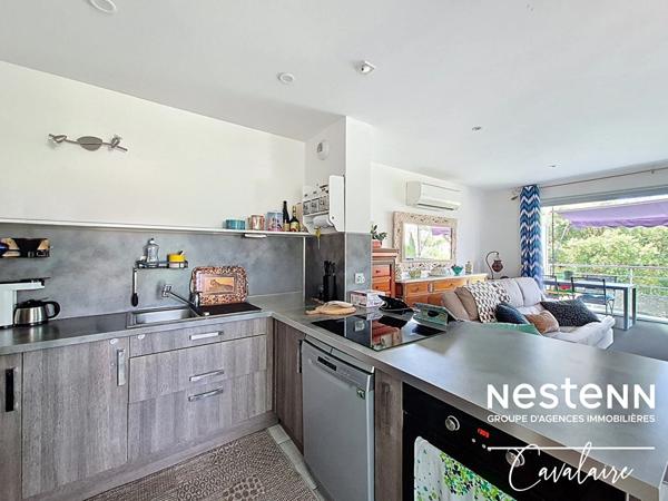 Appartement 3 pièces au calme au premier et dernier étage d'une copropriété intimiste