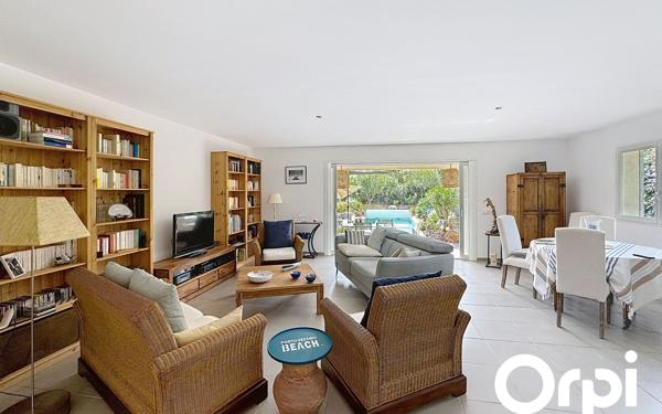 Maison à vendre    4 pièces •  Zonza