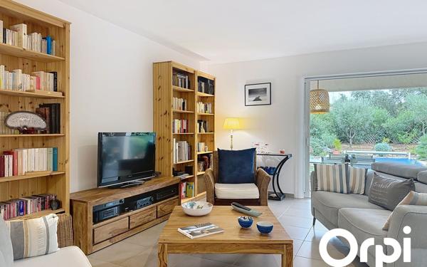 Maison à vendre    4 pièces •  Zonza