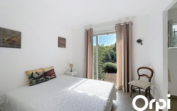 Maison à vendre    4 pièces •  Zonza