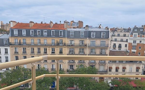 Appartement à louer    4 pièces •  Paris 16