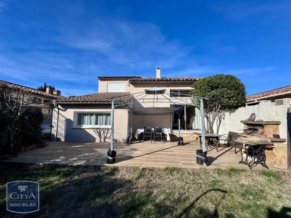 Maison à louer 5 pièces 111.64m² Nîmes (30900)