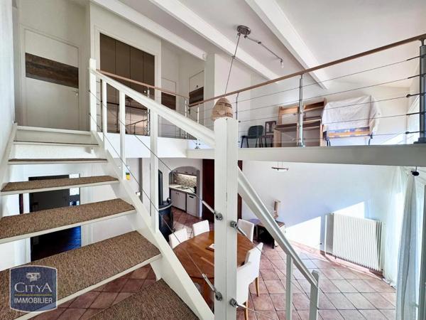 Maison à louer 5 pièces 111.64m² Nîmes (30900)