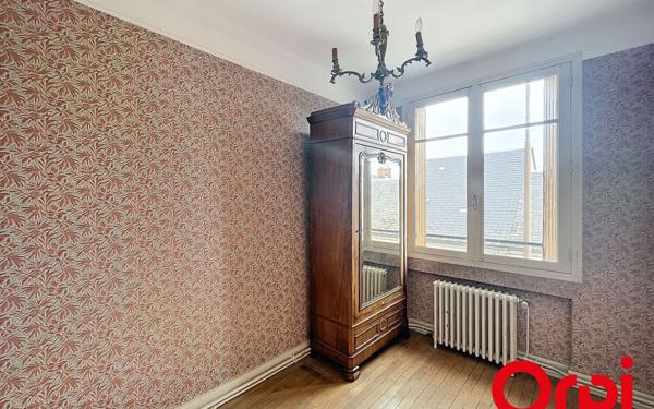 Maison à vendre    3 pièces • 68,21 m2    Bourges